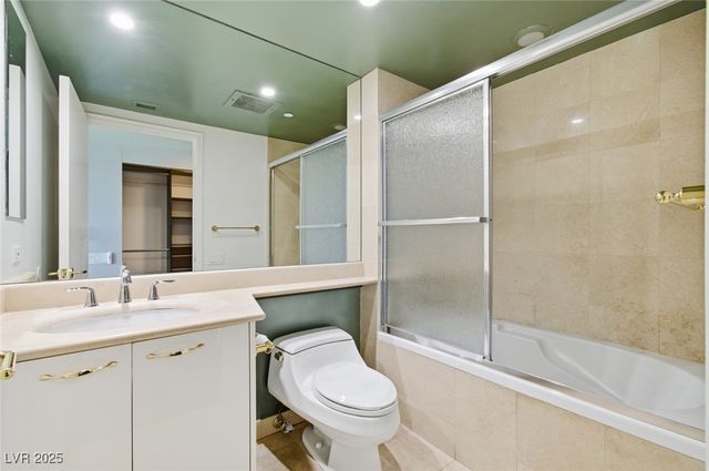 2857 Paradise Road 301, Las Vegas, NV 89109