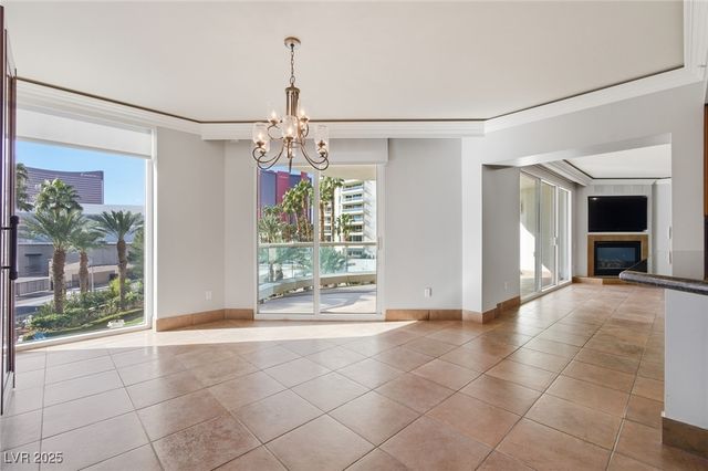 2857 Paradise Road 301, Las Vegas, NV 89109