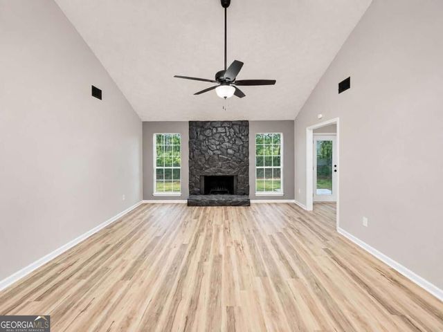 380 Independence Drive, Jonesboro, GA 30238