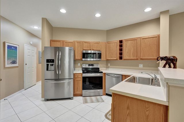 8248 Mulligan Cir 8248, Port St Lucie, FL 34986