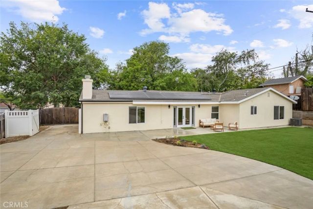 2162 Montgomery Road, Thousand Oaks, CA 91360
