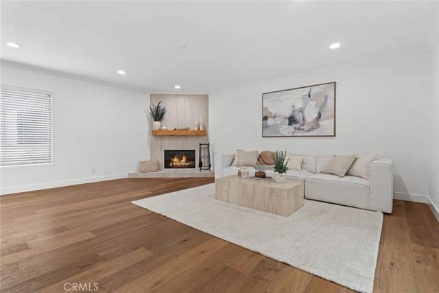 2162 Montgomery Road, Thousand Oaks, CA 91360