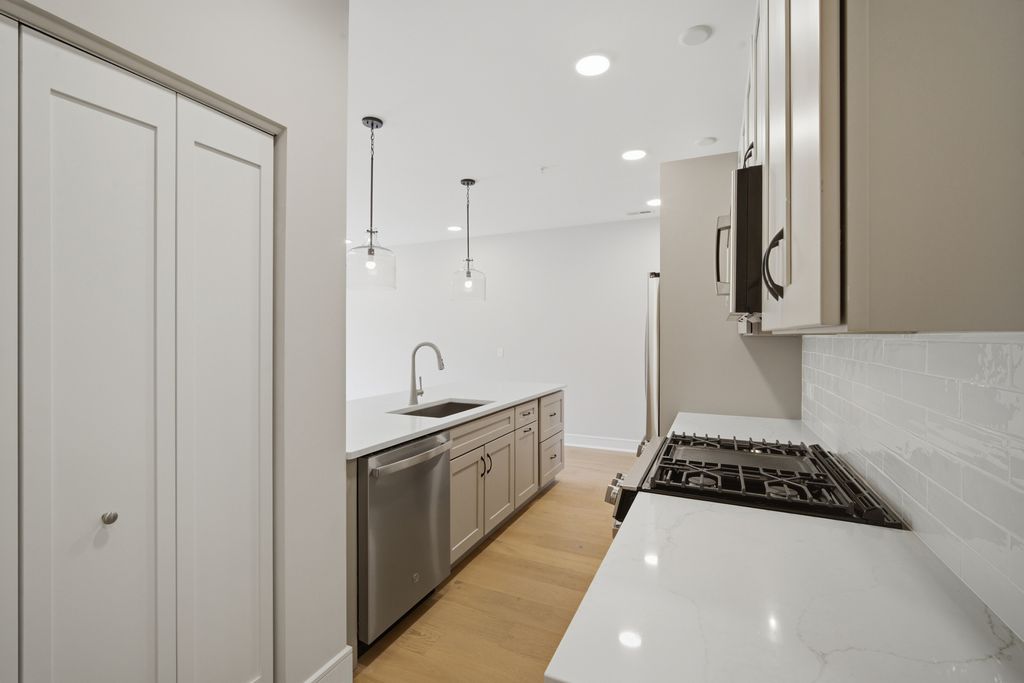 260 Violet Lane, Wheeling, IL 60090 — photo 5