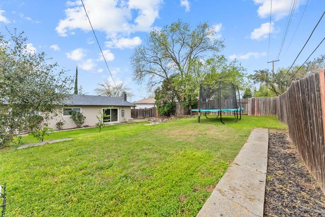 136 Penaranda Dr, Folsom, CA 95630