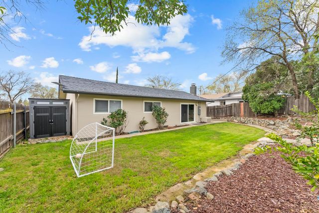 136 Penaranda Dr, Folsom, CA 95630