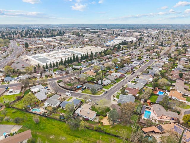 136 Penaranda Dr, Folsom, CA 95630