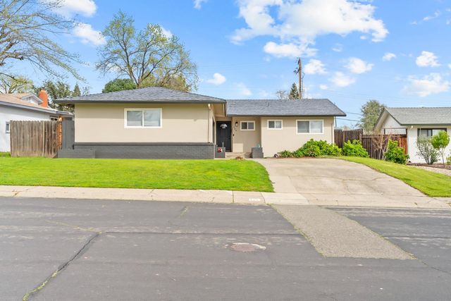 136 Penaranda Dr, Folsom, CA 95630