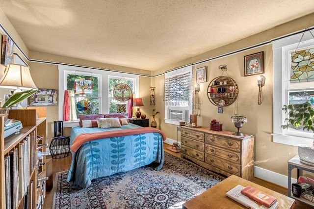 731 E Carmen Avenue, Fresno, CA 93728