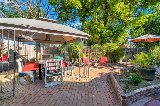 731 E Carmen Avenue, Fresno, CA 93728