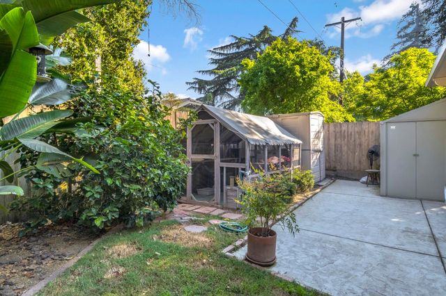 731 E Carmen Avenue, Fresno, CA 93728