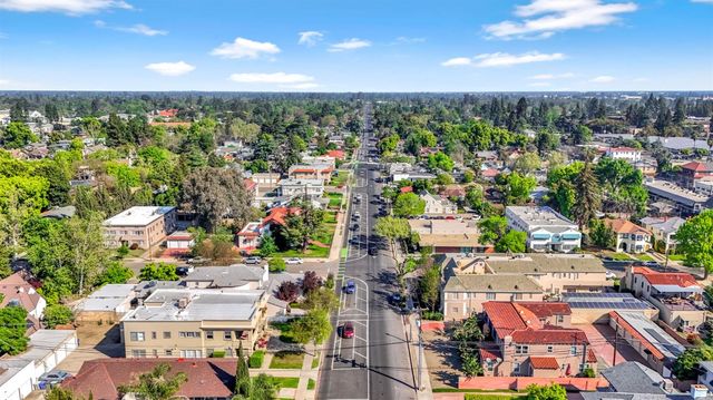 731 E Carmen Avenue, Fresno, CA 93728