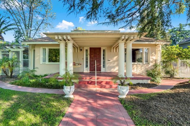 731 E Carmen Avenue, Fresno, CA 93728