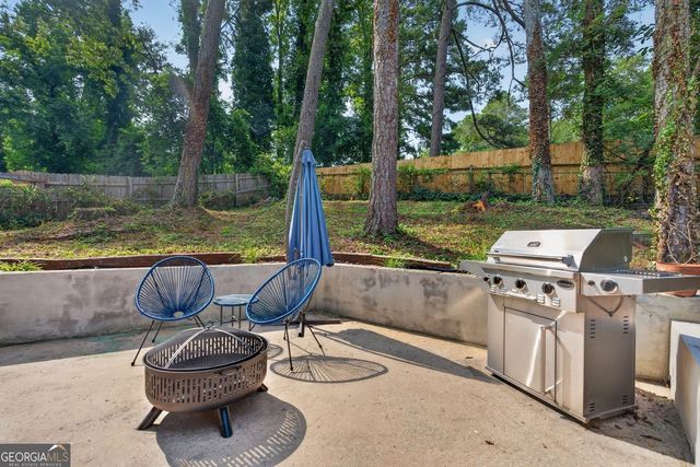 2537 Fontaine Circle, Decatur, GA 30032