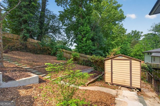 2537 Fontaine Circle, Decatur, GA 30032