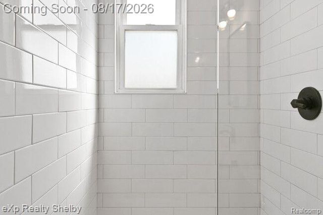 259 W 9 Mile Road 303, Ferndale, MI 48220