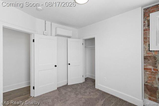 259 W 9 Mile Road 303, Ferndale, MI 48220