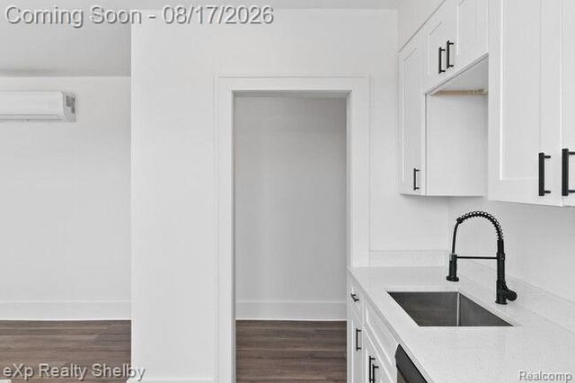 259 W 9 Mile Road 303, Ferndale, MI 48220