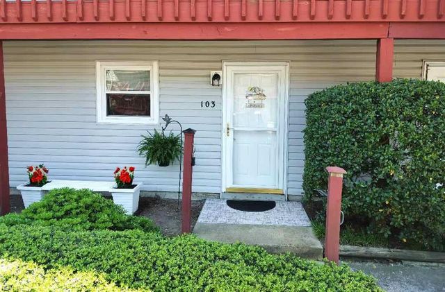500 Barberton Dr Apt 103, Virginia Beach, VA 23451