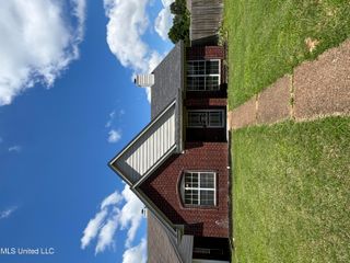 7887 S Chesterfield Drive, Southaven, MS 38671