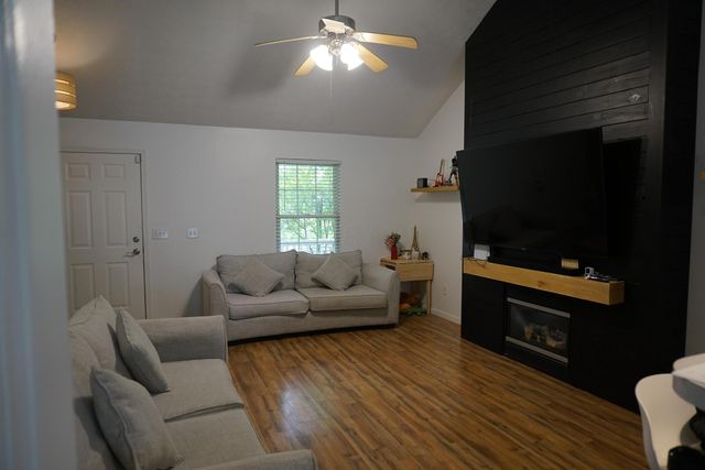 3741 Bill Of Rights Square, Columbus, OH 43207