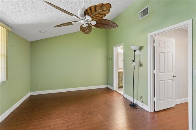 9500 SW 1st Place 17C, Coral Springs, FL 33071