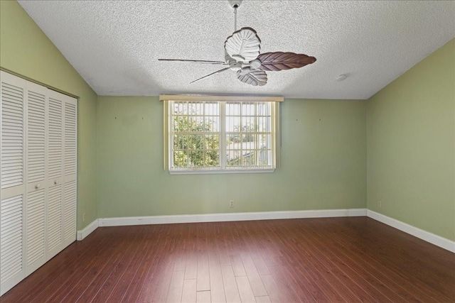 9500 SW 1st Place 17C, Coral Springs, FL 33071