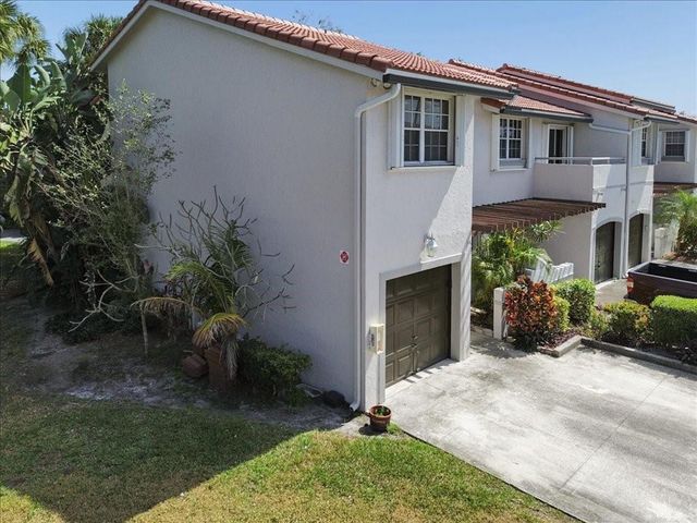 9500 SW 1st Place 17C, Coral Springs, FL 33071