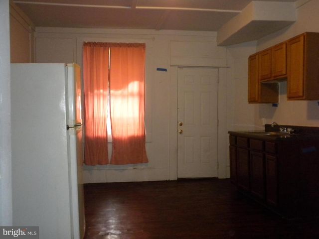 716 N LAKEWOOD AVE, Baltimore, MD 21205