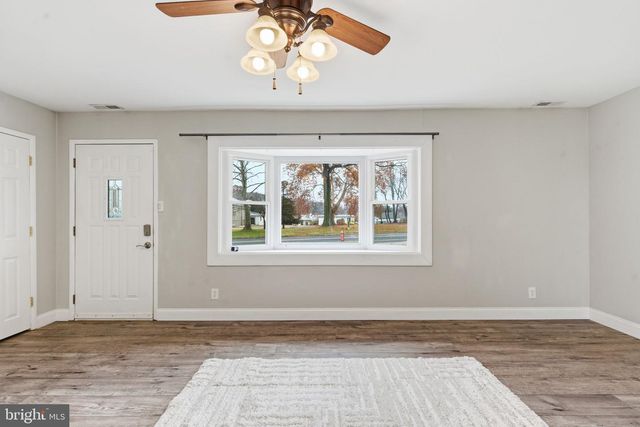 831 TRENTON RD, Fairless Hills, PA 19030