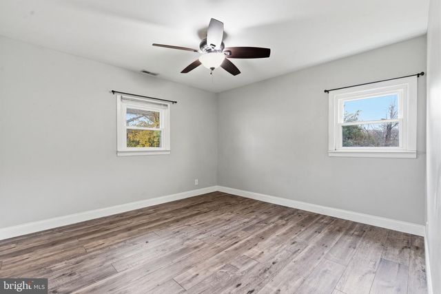 831 TRENTON RD, Fairless Hills, PA 19030