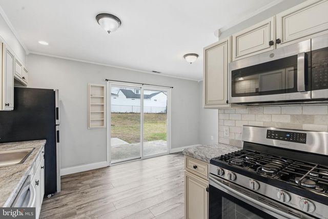 831 TRENTON RD, Fairless Hills, PA 19030