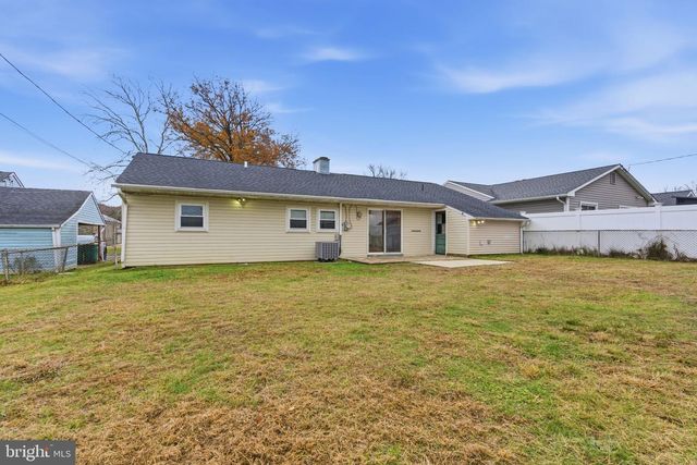 831 TRENTON RD, Fairless Hills, PA 19030