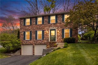 117 Stilwell Ct, Mt Lebanon, PA 15228