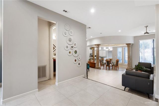 418 Rio Grande Drive, Mission, TX 78572