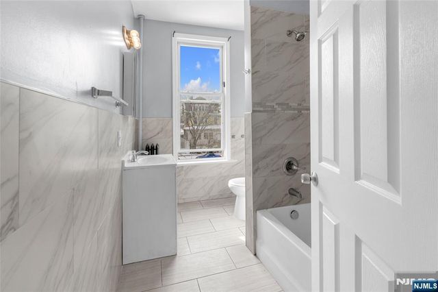 195 Park Avenue, Orange, NJ 07050