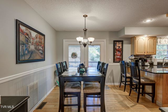 400 Brookwood Drive, Johnson City, TN 37615