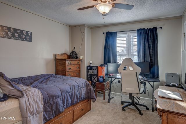 400 Brookwood Drive, Johnson City, TN 37615