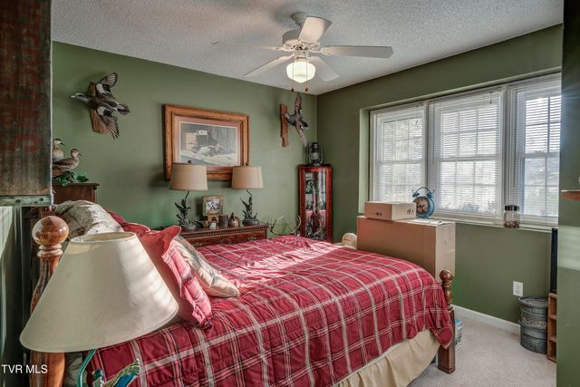 400 Brookwood Drive, Johnson City, TN 37615
