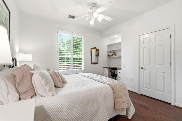 91 Misty Harbor Drive, Montgomery, TX 77356