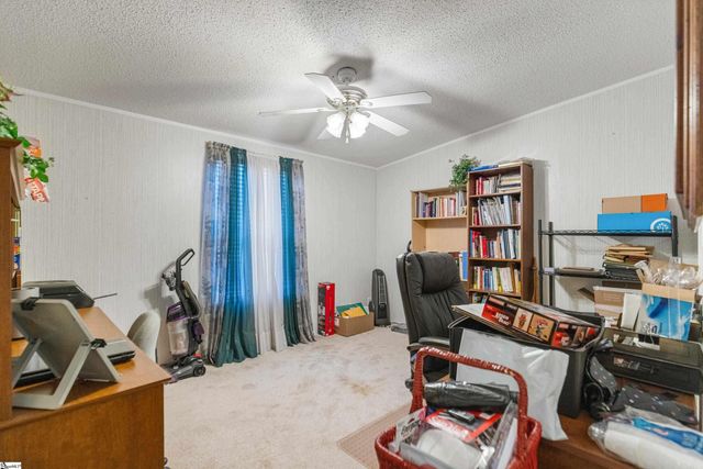 33 Paris View Drive, Taylors, SC 29687