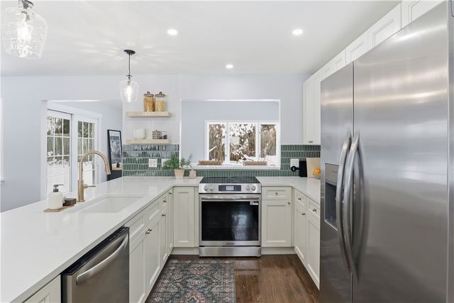 39 Scotch Lane, Irondequoit, NY 14617