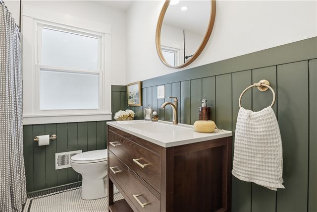 39 Scotch Lane, Irondequoit, NY 14617