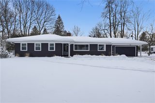 39 Scotch Lane, Irondequoit, NY 14617