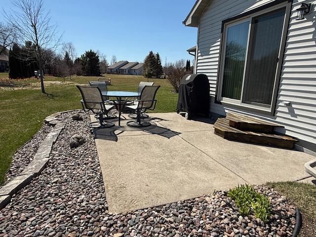 31 GREENBRIAR COURT, Fond Du Lac, WI 54935