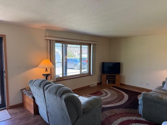 31 GREENBRIAR COURT, Fond Du Lac, WI 54935