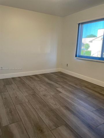 8604 SW 156th Pl 330, Miami, FL 33193