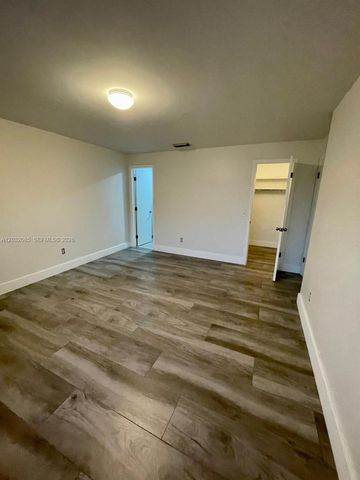 8604 SW 156th Pl 330, Miami, FL 33193