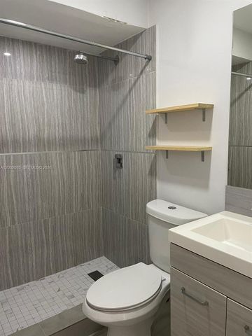 8604 SW 156th Pl 330, Miami, FL 33193