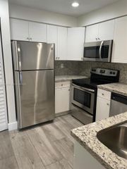 8604 SW 156th Pl 330, Miami, FL 33193