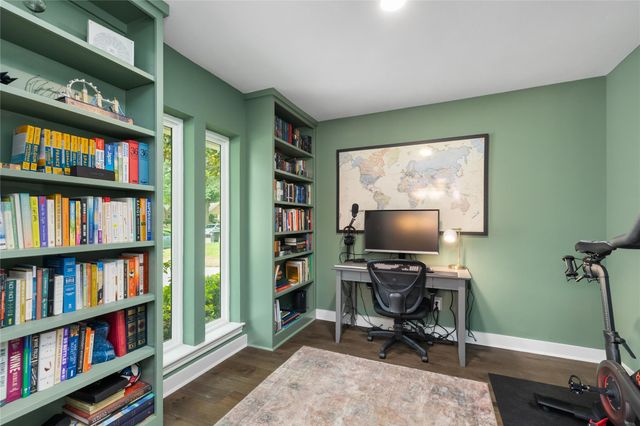 2339 Brookmere Drive, Houston, TX 77008